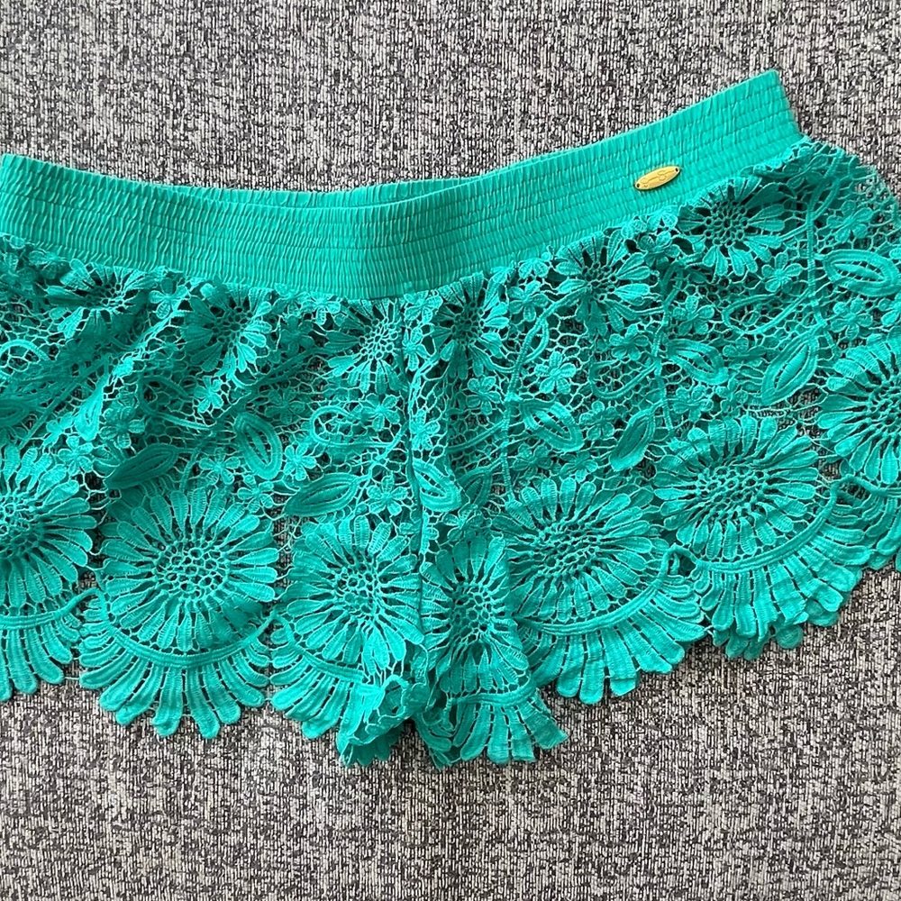 Jessica Simpson teal crochet shorts